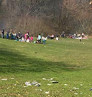 Grillen im Ostpartk (©Foto. Martin Schmitz)